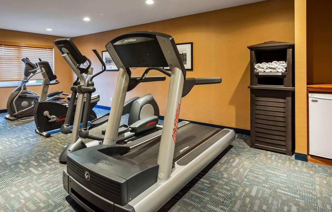 Best Western Plus Country Meadows Inn Aldergrove Esterno foto
