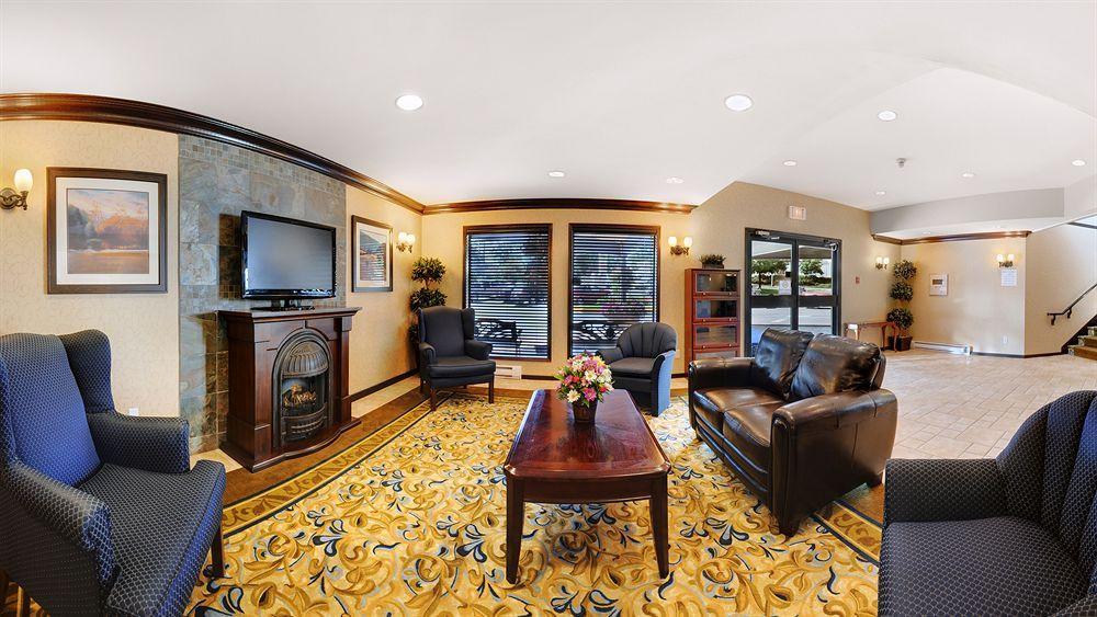 Best Western Plus Country Meadows Inn Aldergrove Esterno foto