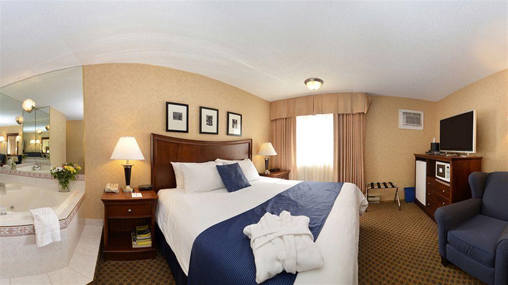 Best Western Plus Country Meadows Inn Aldergrove Esterno foto